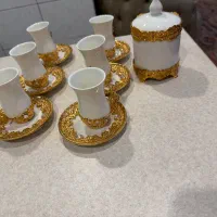 ۶تا فنجان با نعلبکی و قندان