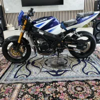 موتور سنگین gsxr.cbr.1000. cb