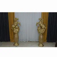 مجسمه اسب با پایه پلی استیر