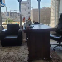 کارمند اداری خانم و آقا