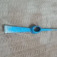 یک عدد کلنگ میکا