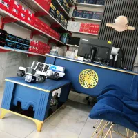 منشی خانم جهت دعوت به همکاری در سیستمهای امنیتی