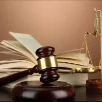خانم فرجی وکیل پایه یک دادگستری‌ کانون مرکز