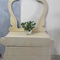 میز آرایش به همراه دوعدد پاتختی