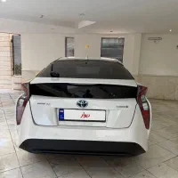 تویوتا پریوس 2017 هیبرید تیپ c