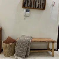 نیمکت چوبی