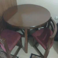 میز نهار خوری کم جا