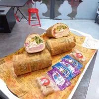 استخدام ساندویچ زن ماهر و نیمه ماهر