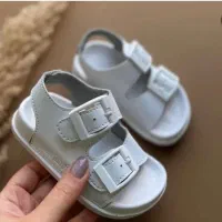 صندل بچگانه