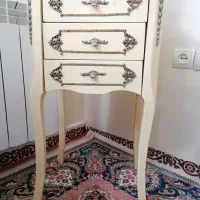 میز تلفن سفید