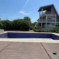 ویلاباغ 4000 متری/4 خوابه/ استخر دار