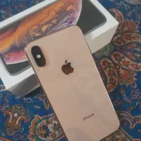 ایفون xs