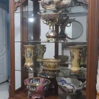 بوفه و ساعت ایساده