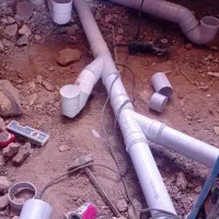 تاسیسات لوله کشی اب نصب پمپ ومنبع آبگرمکن شیرآلات