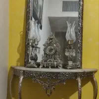 آینه و شمعدان و ساعت برنزی