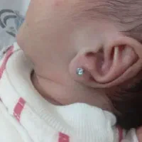خدمات پرسینگ گوش لب ابروزبان