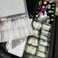 وسایل کاشت ناخن