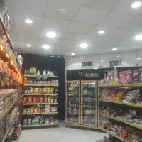 نیروی کار در سوپر مارکت