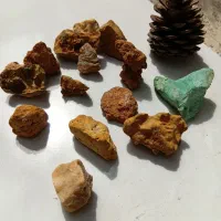 سنگ و کلوخه معدنی،فلزات گرانبها