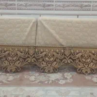 کتیبه طلایی قهوه ای