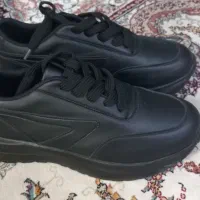 کفش اسپرت سایزه ۴۰