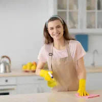 استخدام امور منزل