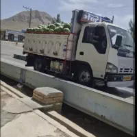 ایسوزو و خاور برای بار زدن هندوانه‌