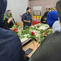 گل آرایی یاد بگیر درآمد کسب کن ( آموزش گل‌آرایی )