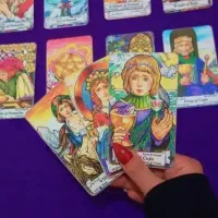 فال تاروت و قهوه اوراکل شمع تراپی