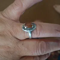 ۳۵/۵ گرم طلا و ۶ عدد سکه