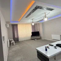 ویلایی /دوطبقه/درب حیاط