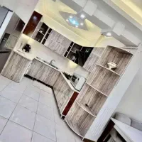 کابینت به همراه سینک و شیر آب