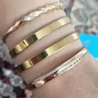 اکسسوری و دستبند آینه ای و...