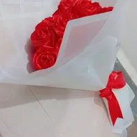دسته گل و تک دانه