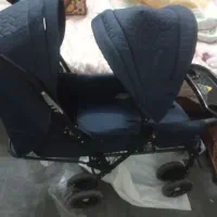 کالسکه دوقلو