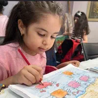 کلاس آموزش طراحی و نقاشی مدادرنگی رنگی کودک نوجوان