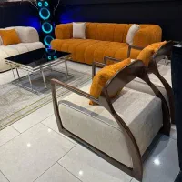 مبل الینا همراز