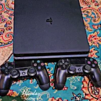 (PlayStation 4 Slim)
