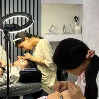 آموزش اکستنشن مژه
