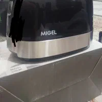 توستر آکبند