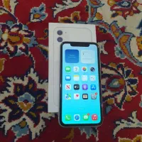 ایفون ۱۱ بدون خط و خش zaa