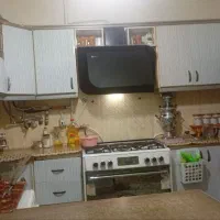 کابینت فلزی خیلی تمیزبااپن وطبقه ام دی اف