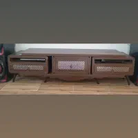 میز تلویزیون چوبی