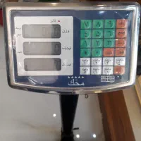ترازو ۳۰۰ کیلویی محک