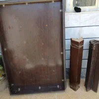 میز نهار خوری چهار نفره وقط صندلی نداره
