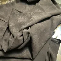 یک چادرمشکی سه تارنگی مناسب قد۱۶۰فروش تک ندارم.