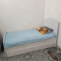 تخت کودک و نوجوان