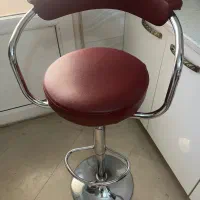 یک جفت صندلی چرخان