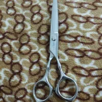 قیچی ارایشگاه خوش دست