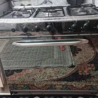 گاز مدل طرح فرکار کرد و ساعت ایستاده
